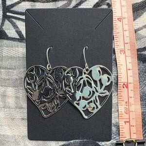 🖤Intricate Silver Heart Earrings🖤